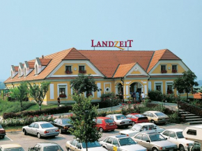 Landzeit Autobahnrestaurant & Motorhotel Loipersdorf, Loipersdorf-Kitzladen, Österreich